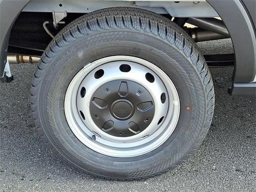 2026 Ford Transit-250 148 WB Medium Roof Cargo