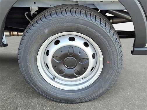 2026 Ford Transit-250 148 WB Medium Roof Cargo