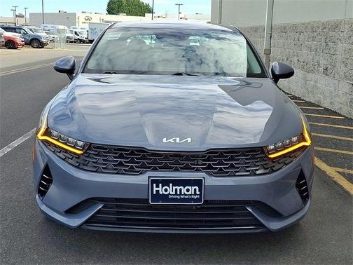 2022 Kia K5 LXS