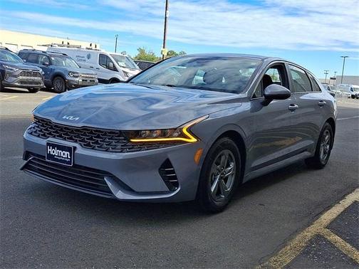 2022 Kia K5 LXS