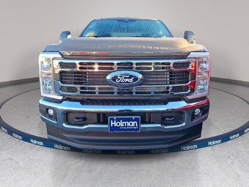 Gray 2027 Ford F-250 XLT