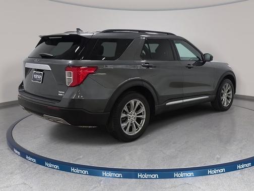 MAGNETIC METALLIC 2020 Ford Explorer XLT