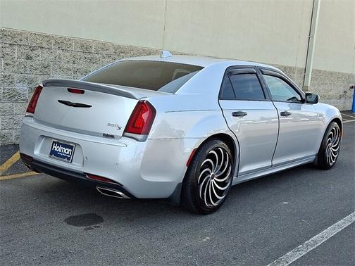 2020 Chrysler 300 S