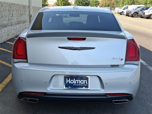 2020 Chrysler 300 S