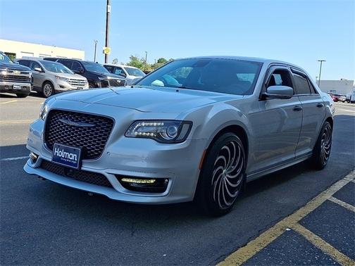 2020 Chrysler 300 S
