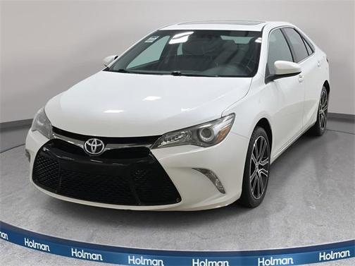 2016 Toyota Camry SE w/Special Edition Pkg