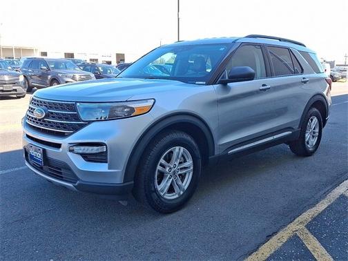 2024 Ford Explorer XLT