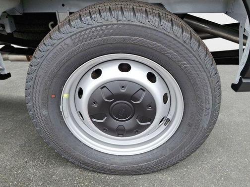 2026 Ford Transit-250 148 WB Medium Roof Cargo