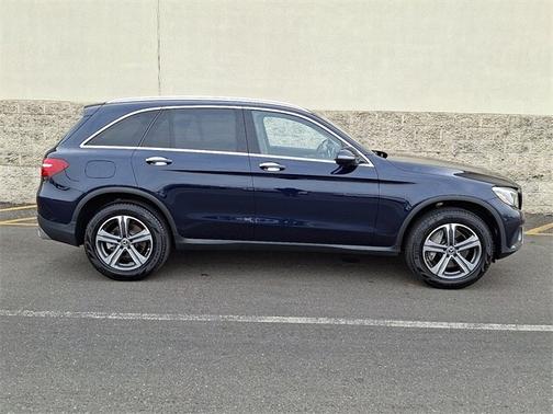 2019 Mercedes-Benz GLC 300 BASE 4MATIC