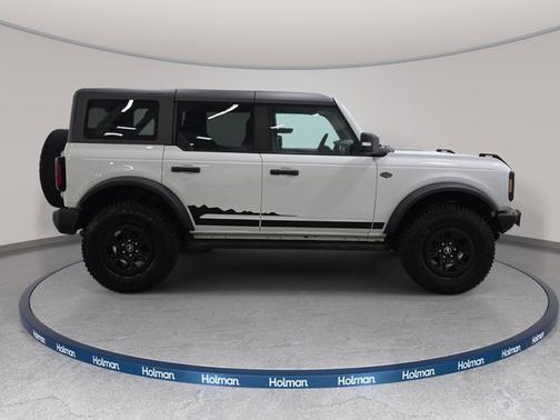 OXFORD WHITE 2023 Ford Bronco WILDTRAK