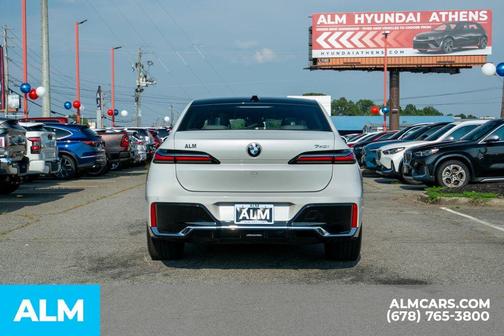 2024 BMW 740 i
