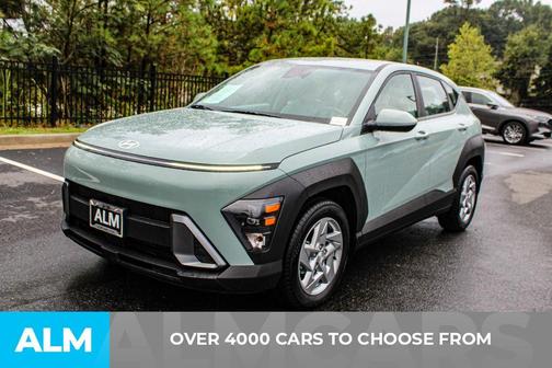 2024 Hyundai KONA SE