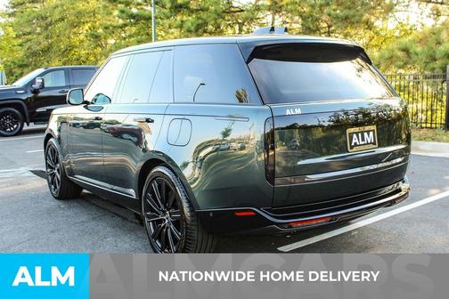 2025 Land Rover Range Rover P550e Autobiography