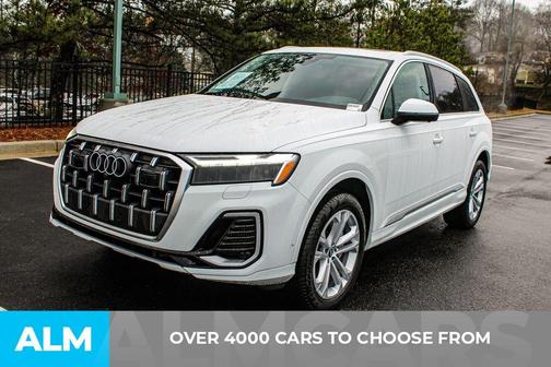 2025 Audi Q7 55 Premium Plus