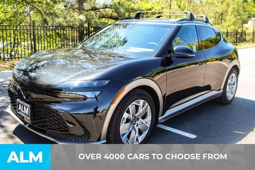 2024 Genesis GV60 Standard