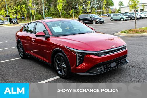 Currant Red 2025 Kia K4