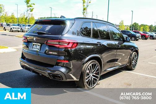 2021 BMW X5 M50i
