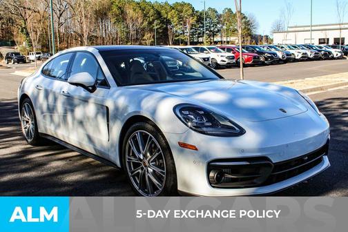 2023 Porsche Panamera Platinum Edition