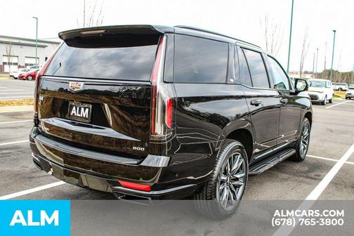 2023 Cadillac Escalade Sport