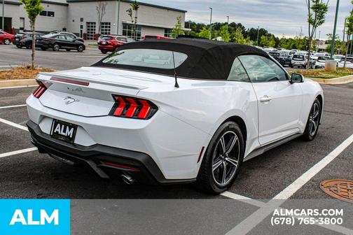 Oxford White 2025 Ford Mustang EcoBoost Premium