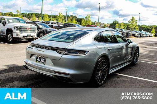 2023 Porsche Panamera E-Hybrid 4
