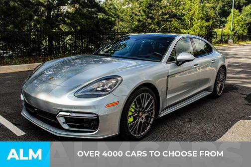 2023 Porsche Panamera E-Hybrid 4