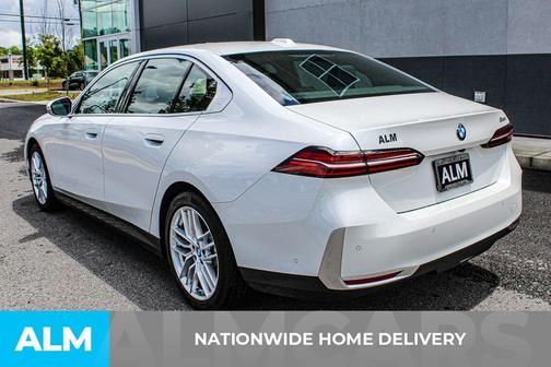 2025 BMW 530 i