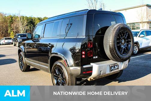 2025 Land Rover Defender P300