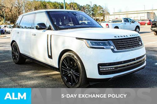 2023 Land Rover Range Rover P400 SE