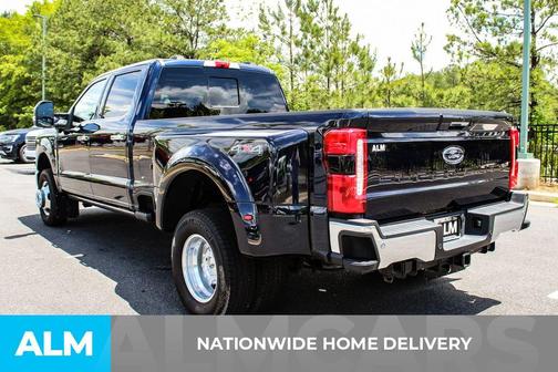 2024 Ford F-350 Lariat Super Duty