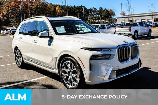 2025 BMW X7 xDrive40i