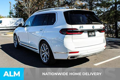 2025 BMW X7 xDrive40i