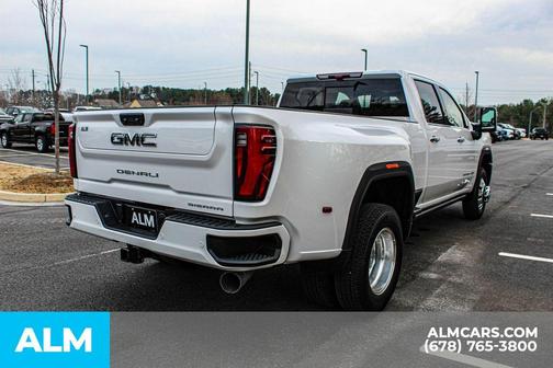 2025 GMC Sierra 3500 Denali Ultimate