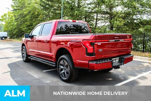 2023 Ford F-150 Lightning LARIAT