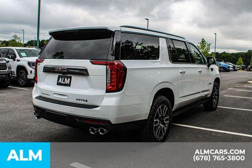 2024 GMC Yukon XL AT4