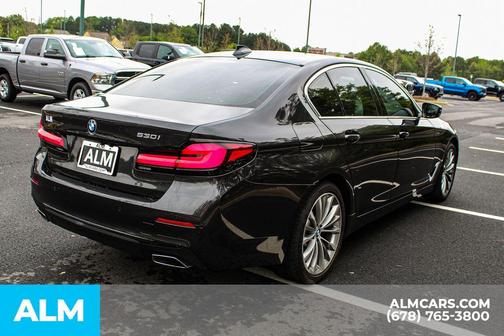 2022 BMW 530 i