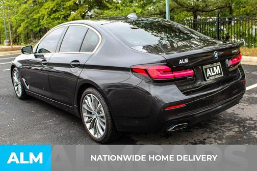 2022 BMW 530 i
