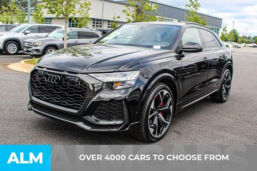 Mythos Black Metallic 2024 Audi RS Q8 4.0T quattro