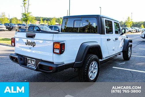 2023 Jeep Gladiator Sport