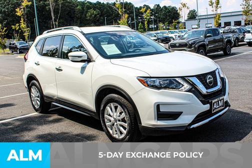 2020 Nissan Rogue SV
