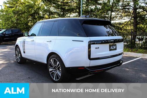 2024 Land Rover Range Rover P530 SE