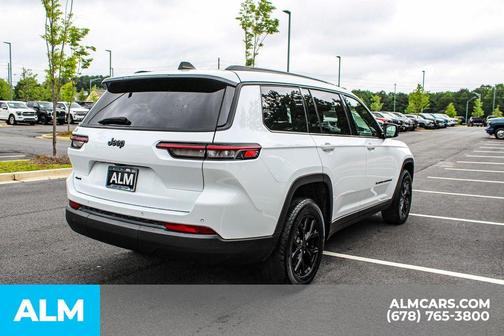 2024 Jeep Grand Cherokee L Laredo