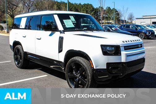 2024 Land Rover Defender P400 X-Dynamic SE