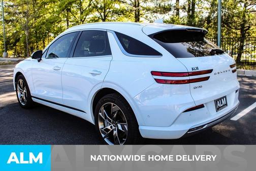 2024 Genesis Electrified GV70 Advanced