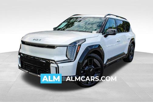 Snow White Pearl 2024 Kia EV9 GT-Line