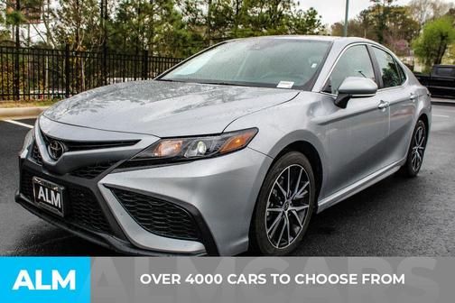 2023 Toyota Camry SE