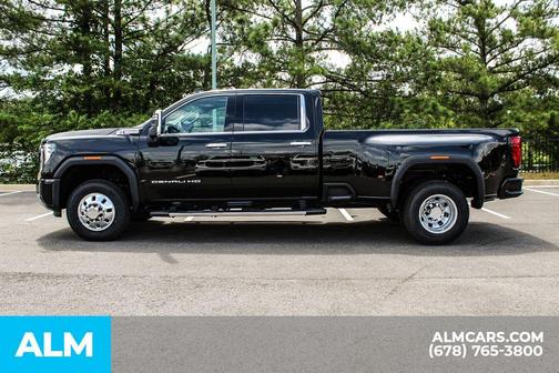 2025 GMC Sierra 3500 Denali