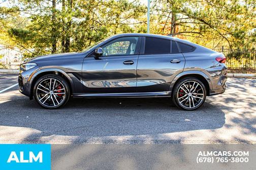 2022 BMW X6 M50i