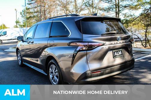 2024 Toyota Sienna XLE