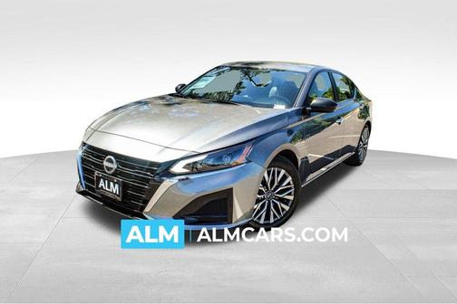 Gun Metallic 2025 Nissan Altima SV